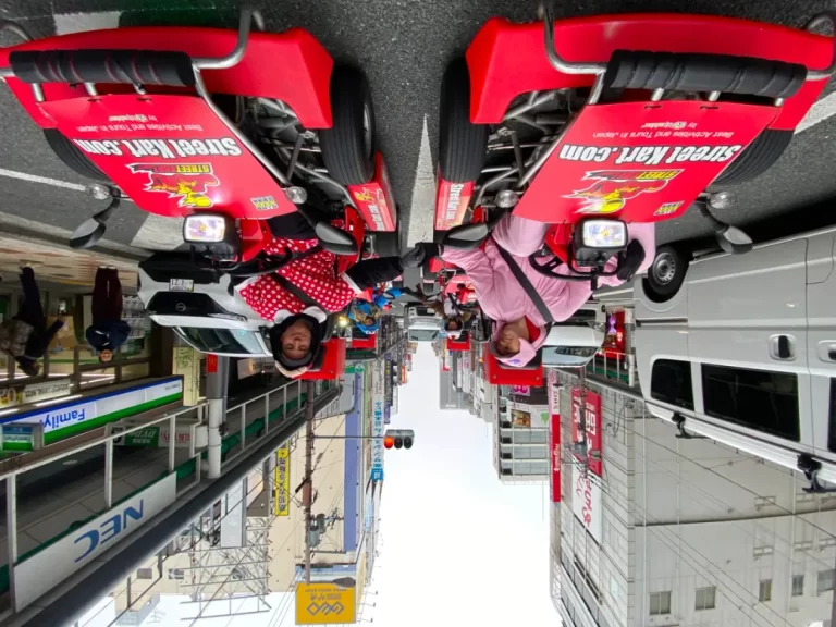 Race Through Osaka’s Must-See Spots by Street Kart — How to Turn Your First Trip into an Unforgettable Adventure